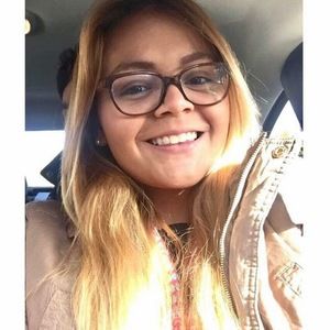 Meet your Posher, Alondra